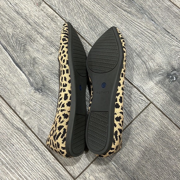 • Rothy’s • The Point Washable Pointed Toe Flats Cheetah Print Black Tan 7.5 - Picture 5 of 6